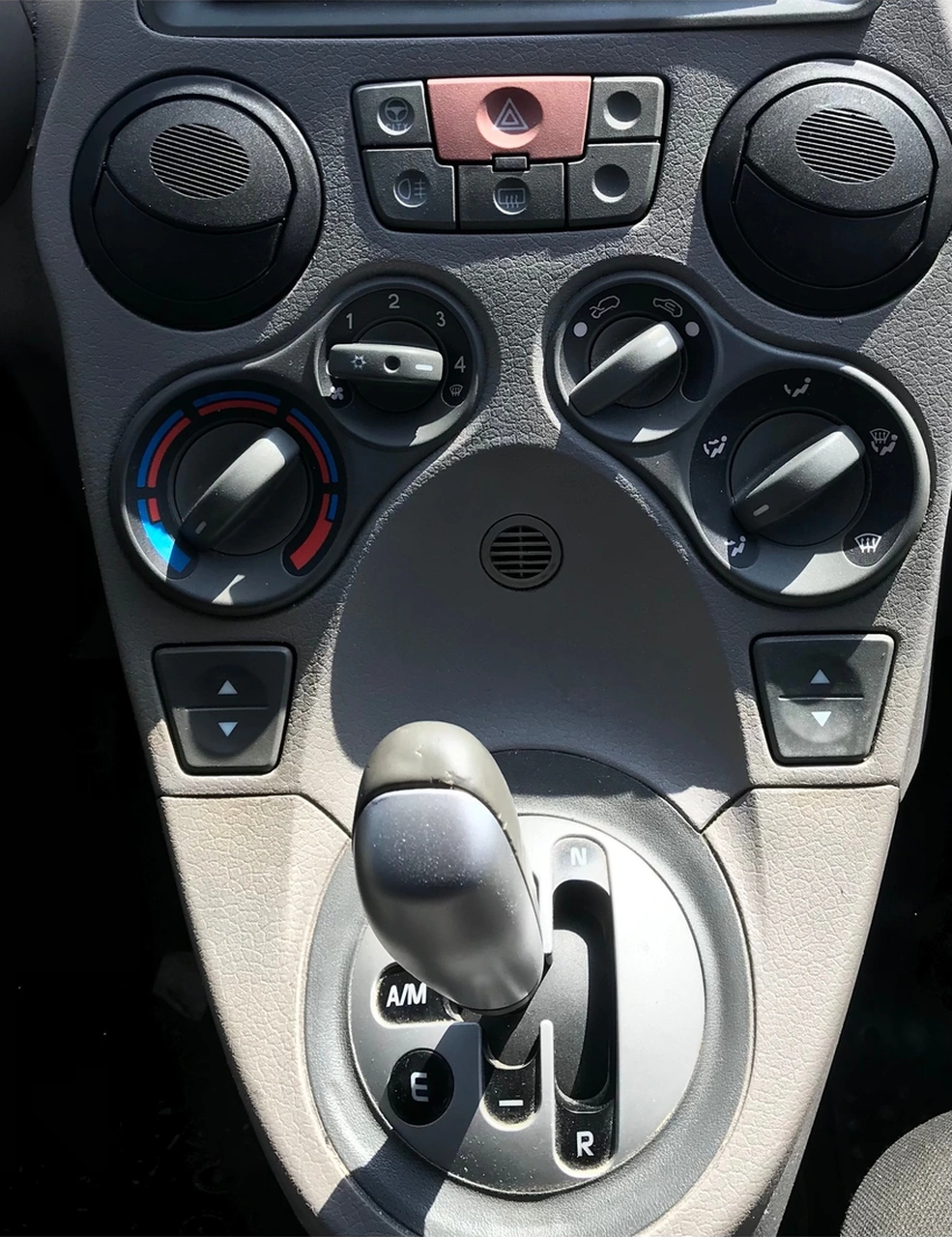 Fiat Panda Orta Ve Yan Difizör Izgara 1 Adet