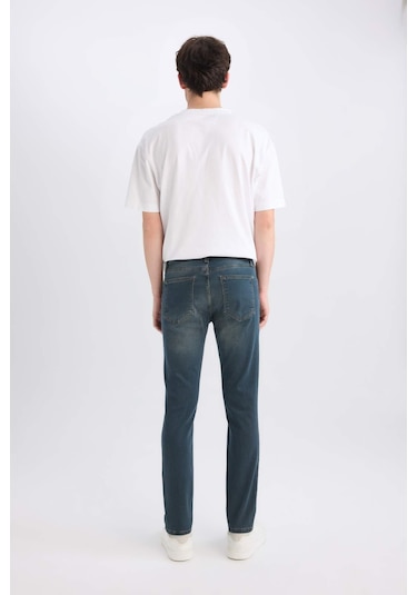 DeFacto Pedro Slim Fit Esnek Yumuşak Kumaş Dar Kalıp Normal Bel Dar Paça Jean Pantolon -  C5682AX25SPNM41