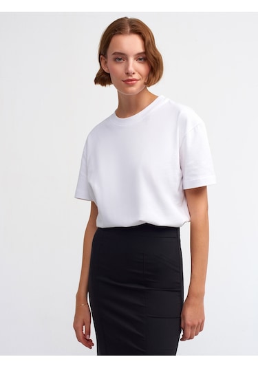 Dilvin Dekoratif Dikişli Bisiklet Yaka Kadın Tshirt Beyaz