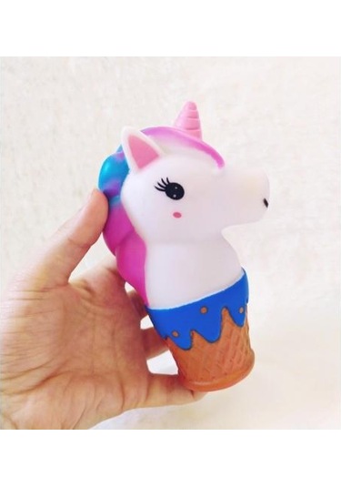 Hdmarketim 4 Farklı Renk Değiştiren Külahta Unicornled Lamba