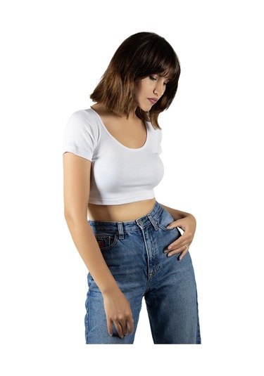 Beyaz Havuz Yaka Fitted/vücuda Oturan Kısa Kol Crop Tişört Beyaz