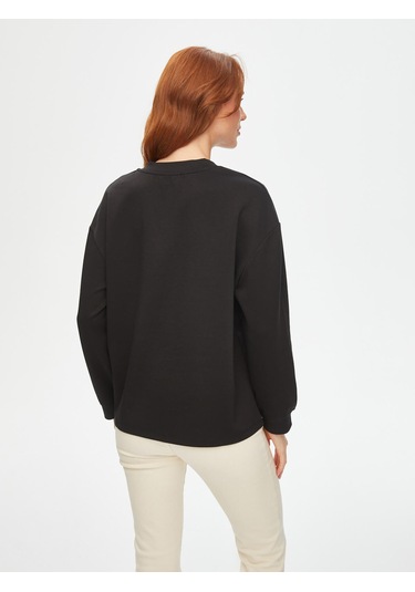 Önü Trok Taşlı V Yaka Sweatshirt 69509 U6950910 Siyah