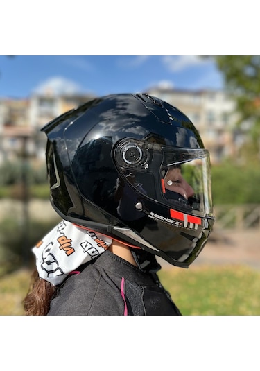 Mt Revenge 2 Solid A1 Gloss Full Face Motosiklet Kaskı 65185 Siyah