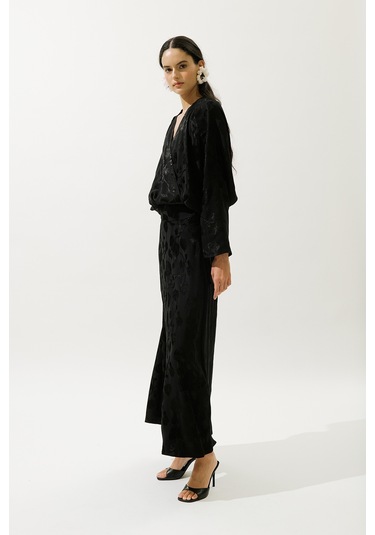 Jakarlı Saten Kimono Siyah Siyah