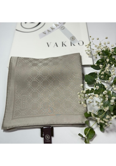 90x90 Jakarlı Saf İpek Eşarp - 05493 - 68x200 / Vizon Vizon