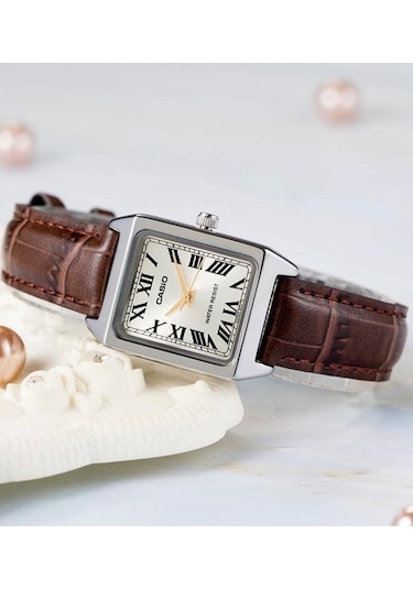 Casio LTP-V007L-9BUDF Kadın Kol Saati