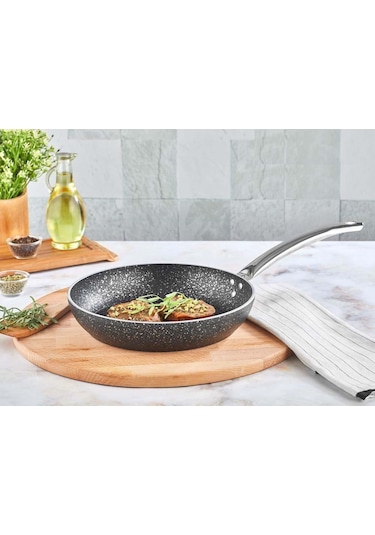 Granit Tava 24 Cm Kahramanlar