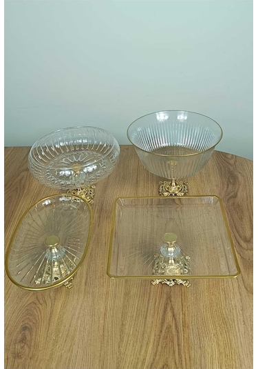 Elta Collection Gold Detaylı Metal Ayak 4 Parça Sunum Ve Servis Seti Gold
