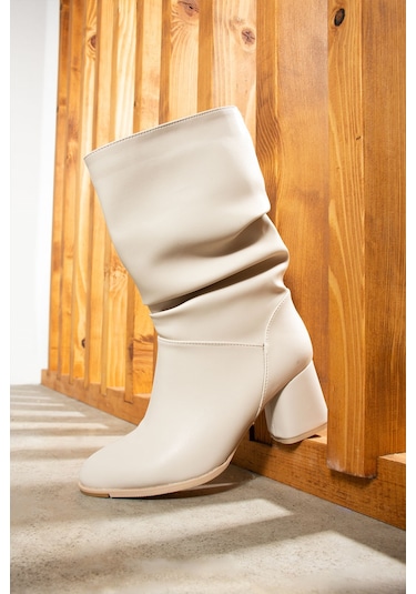 Günlük Kadın Dizaltı Çizme Körüklü Kalın Yüksek Topuklu Fermuarsız Tay Tüylü Astar Bot Bootie 2430 Bej