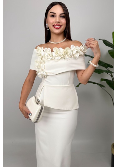 Vivenza Gül Detaylı Omuz Açık Kayık Yaka Uzun Beyaz Abiye Elbise, Nişan Ve Davet Zarafeti Beyaz