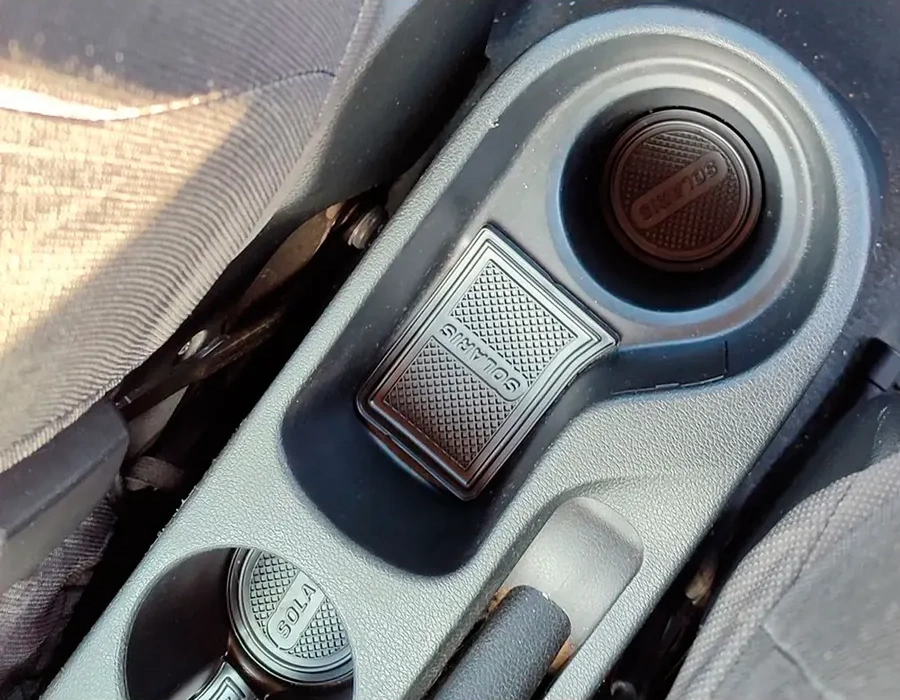 Gradicom Hyundai Solaris İçin Bardaklık Ve Kapı Panjuru Pedleri 264043320