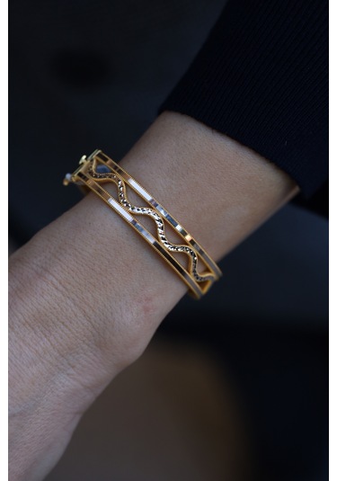 Yenigün Kuyumculuk 14 Ayar Altın Düz Ve Dalgalı Ajda Model Kelepçe Klp15864 Sarı Altın