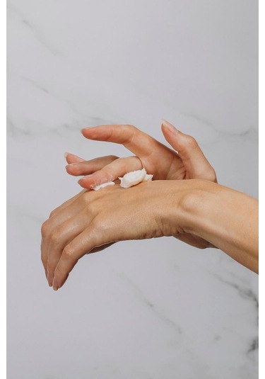 Margaret Dabbs London Pure Repairing Onarıcı El Kremi 75 ML