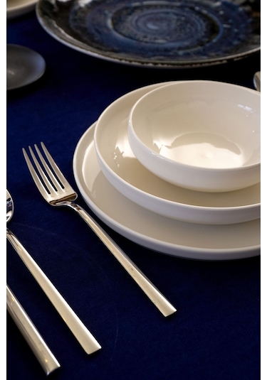 Heda Porselen Rüya Kırık Beyaz 18 Parça 6 Kişilik Porselen Yemek Takımı