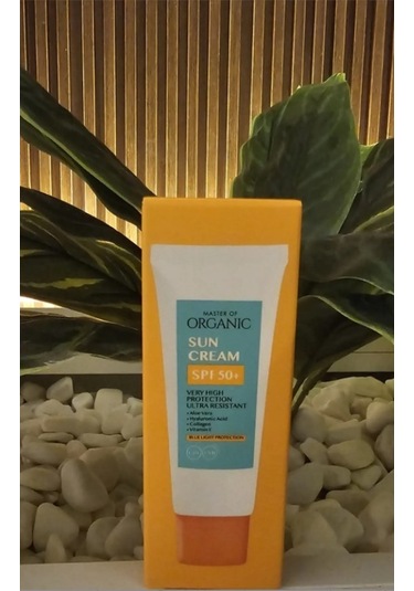 Master Of Organic Yüksek Koruyucu Güneş Kremi SPF50+ 50 ML