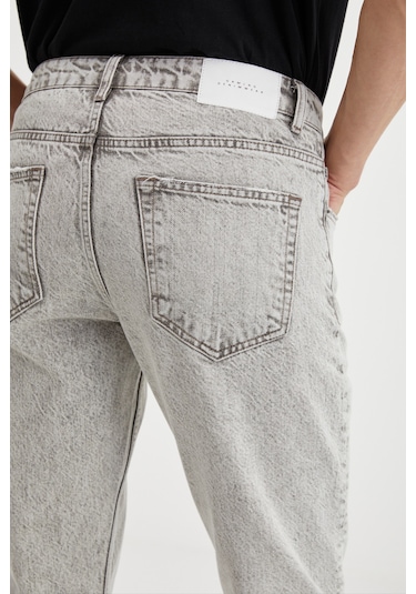 Gılberto  Erkek Carrot Fit Havuç Paça Eskitme Yıkamalı Kalın Dokulu Denim Açık Gri Jeans