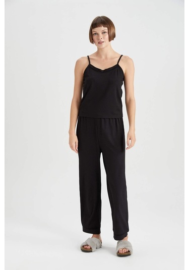 DeFacto Regular Fit Askılı Casual Pijama Üstü-Fall in Love B6560AX23AUBK81