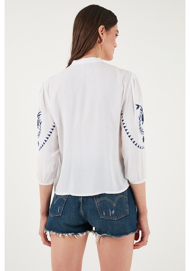 Lela Nakış Işlemeli Truvakar Kol Hakim Yaka Pamuklu Şile Bezi Bayan Gömlek 611Bz0044 Beyaz-Indigo