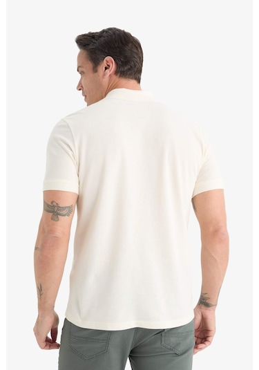 DeFacto Regular Fit Polo Yaka Kısa Kollu Basic Düz Pike Kumaş Tişört C1293AX24SPER98 DeFacto Regular Fit Polo Yaka Kısa Kollu Basic Düz Pike Kumaş Tişört C1293AX24SPER98