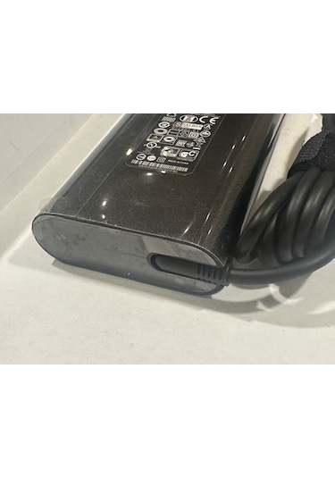 19.5 Volt 7.7 Amper Hp Uyumlu Notebook Adaptör 150 Watt 4.5 Mm 3.0 Mm Notebook Adaptör