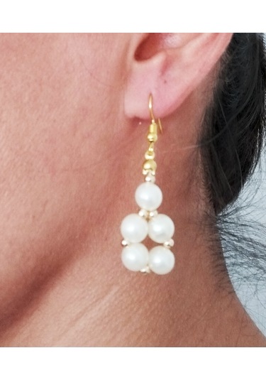 K204 İncili Sallantılı Küpe Altın - Beyaz