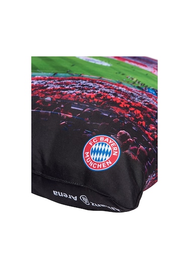 FCB Bayern Münih Allianz Arena Dekoratif Yastık 40x40 Kırlent Taraftar