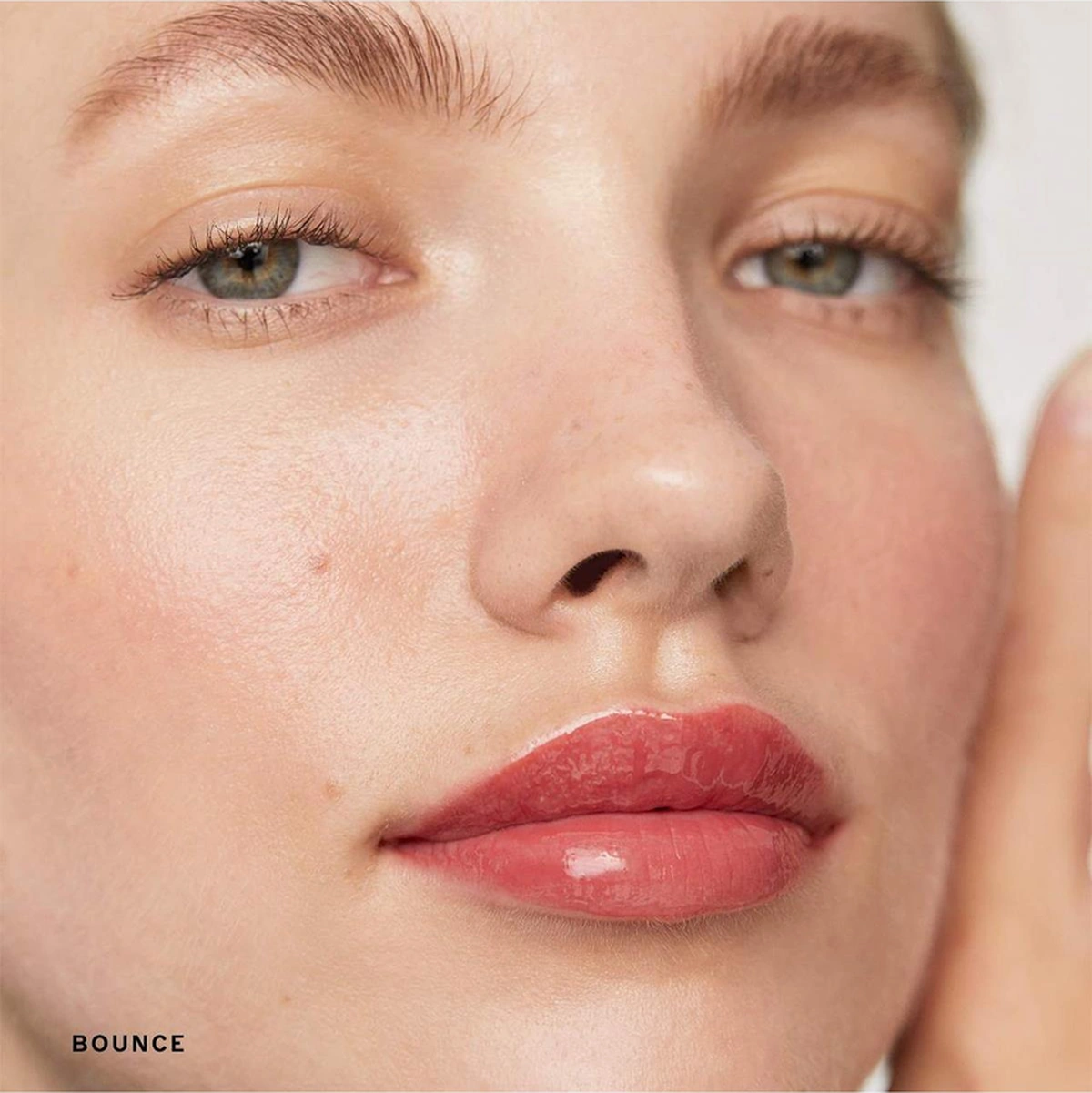 Merit Day Glow Aydınlatıcı Balm Bounce 4gr Bounce