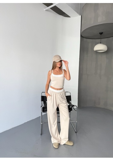Kadın Çift Kat Detaylı Modal Dokulu Alt Üst Takım Krem Kadın Çift Kat Detaylı Modal Dokulu Alt Üst Takım Krem