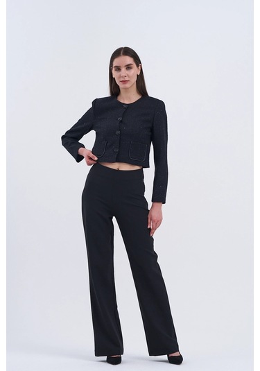 Trend Kadın Şıklığın En Modern Hâli İle Tanışın Yeni İkili Takım Siyah