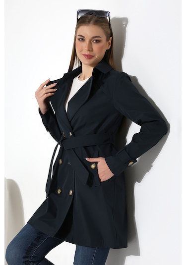 Kadın Degaje Kuşaklı Yarım Boy Astarlı Uzun Kollu Düğmeli Trençkot Lacivert
