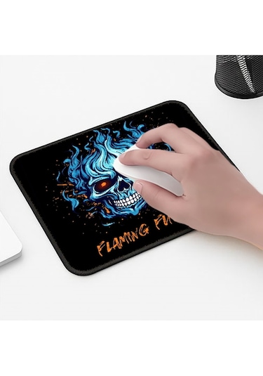 Kurukafa Fury Tasarımlı 33x28 Cm Mousepad Kaymaz Taban Rahat Konforlu Mouse Pad
