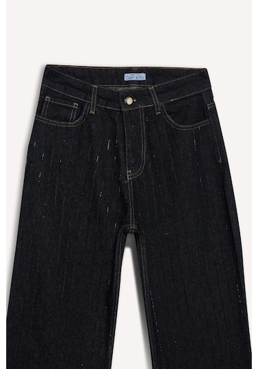 Defacto Relax Fit Düz Paça Jean Pantolon G3204ax25aunm26 Lacivert Defacto Relax Fit Düz Paça Jean Pantolon G3204ax25aunm26 Lacivert