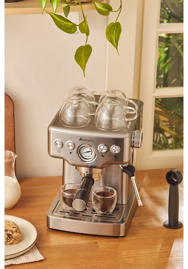 Karaca Coffee Art 1353 Süt Köpürtücülü 20 Bar Basınçlı Espresso Kahve Makinesi