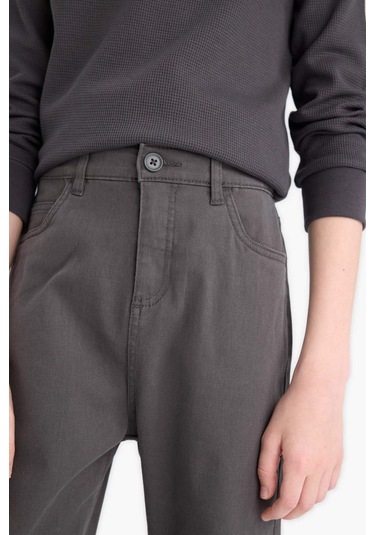 Defacto Erkek Çocuk Okula Dönüş Regular Fit Düz Paça Gabardin Pantolon U3254a625auar213 Antrasit Defacto Erkek Çocuk Okula Dönüş Regular Fit Düz Paça Gabardin Pantolon U3254a625auar213 Antrasit
