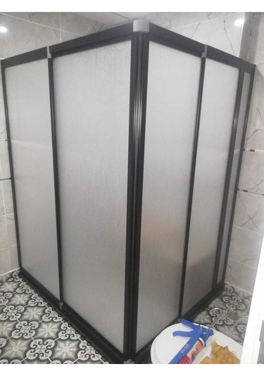 Nokta Duşakabin 110 x 70 Teknesiz Mika Plastik Camlı Siyah Profilli Duşakabin Şeffaf