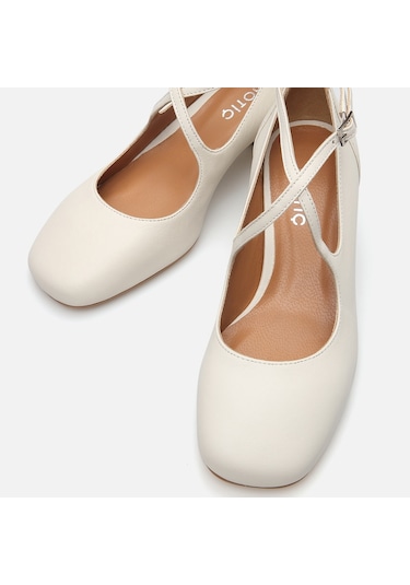 Hotiç Hakiki Deri Kemik Kadın Kalın Topuk 01ayh285100a400 Kemik