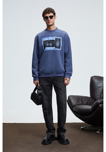 Grimelange LUCIAN Erkek Göğsü Baskılı Yuvarlak Yaka Regular Fit İndigo Sweatshirt