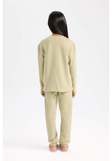 DeFacto Kız Çocuk Pijama Takımı Baskılı Uzun Kollu Üst Beli Lastikli Uzun Alt D6655A824WNKH445 Haki DeFacto Kız Çocuk Pijama Takımı Baskılı Uzun Kollu Üst Beli Lastikli Uzun Alt D6655A824WNKH445 Haki