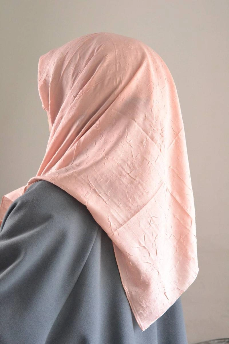 Bambu Kraş Eşarp 100x100 Cm Terletmez, Tok Ve Dik Duran, Dört Mevsim Kullanıma Uygun Açık Pembe