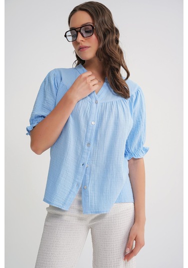 4725 Kadın Büzgü Robalı Kolu Fırfırlı Müslin Gömlek Bebe Mavi Bebe Mavi