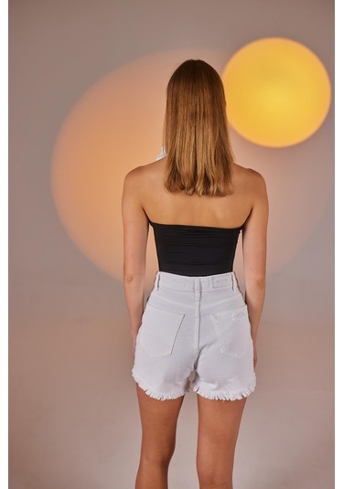 Holly Lolly Yırtık Detaylı Likralı Distressed Jean Şort Beyaz