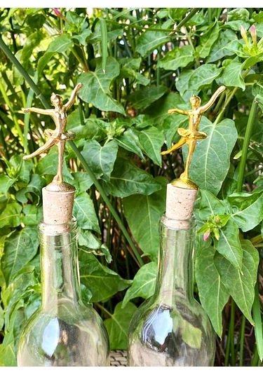 Bölmeli Ahşap Stantlı Şeffaf Altın Balerin Tıpalı 750 Ml Zeytinya