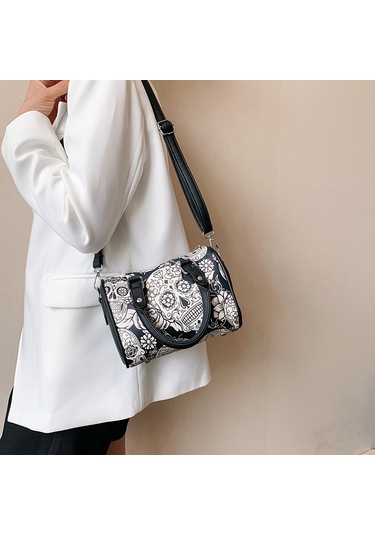 Gotik Kafatası Desenli Boston Çantası