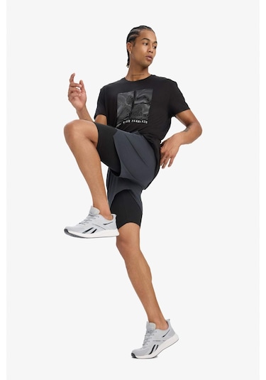 DeFactoFit Slim Fit Dar Kesim Sporcu Taytlı Dokuma Şort D7809AX25SPAR231