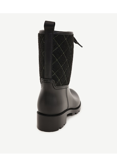 Yargıcı Kapitone Detaylı Kısa Yağmur Botu Siyah