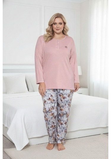 Kadın Çiçek Desen 3 Düğme Likralı Viskon Mevsimlik Büyük Beden Uzun Kol Pijama Takımı Pembe