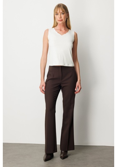 On Kadın Dilim Yaka Simli Bluz 61389 Ekru Ekru