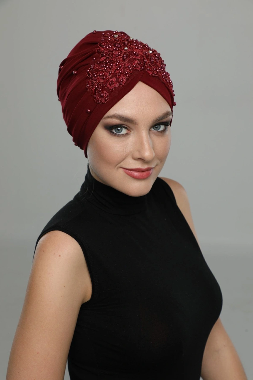 Kopma Astarlı Işlemeli Bordo Dantel Motifli Hazır Türban Tesettür Abiye Bone Bordo Dantel