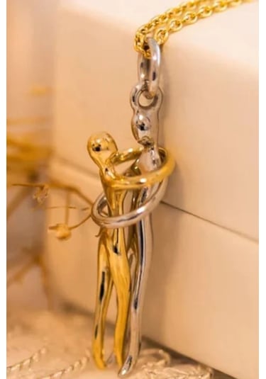 Takı Dükkanı Sarılan Çift Unisex Sevgili Kolyesi Eşe Sevgiliye Hediye Eck52sr Altın - Gümüş