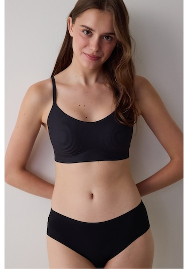 Penti Siyah Fit Dikişsiz Balensiz Push Up Sütyen